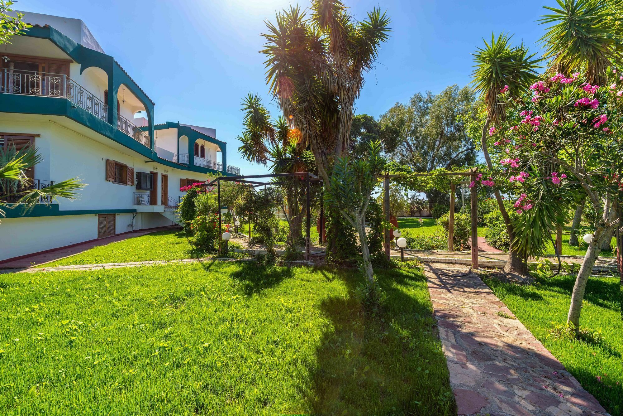 Villas Marianna Kalavárda Exterior photo